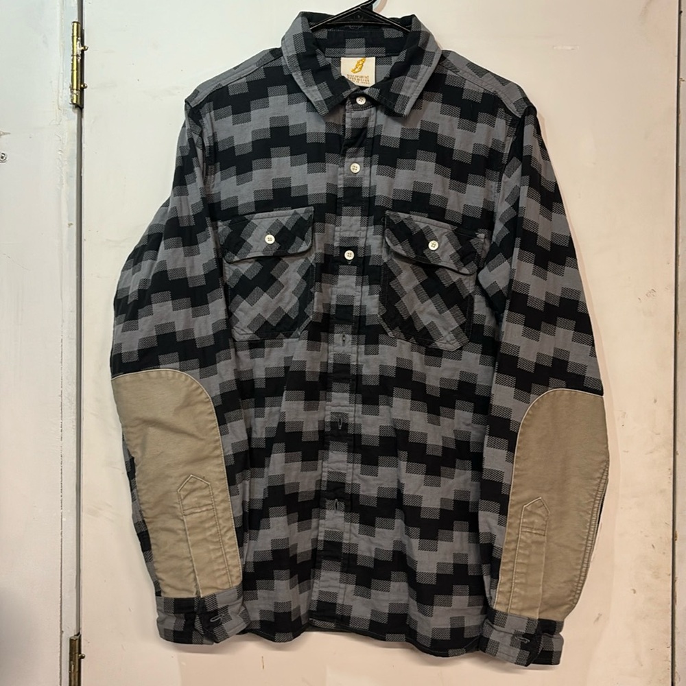 BBC Button Up - Picture 2 of 4